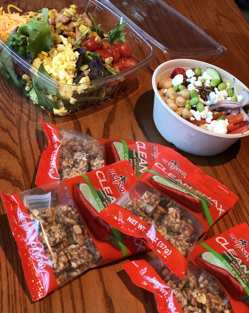 MelissasProduce's tweet image. One last time at the @WellsFargoCtr this season means one last chance to grab a salad &amp;amp; some #CleanSnax!

Find 'em at section 107 at tonight's @NHLFlyers game! 🥗🏒🤩

#CBJvsPHI #LetsGoFlyers #MelissasProduce #HealthyOptions #ArenaFood