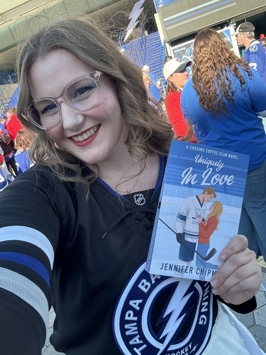 jenn 🩵 tweet media