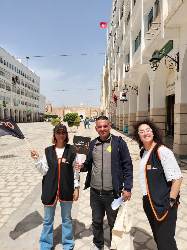 SoumayaBelkhir1's tweet photo. 2 ème édition « My Customer My Boss » pour Orange Tunisie spéciale sud tunisien. Une nouvelle fois partis à la rencontre de nos clients là où ils sont, sonder leurs avis afin de répondre à leurs attentes! 
@millet_thierry @MJammouci @selimabenamara 
#OrangeEstLa 
#ProudToBeOrange https://t.co/muG2OVj1ve