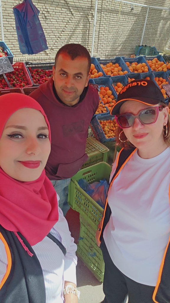 Soumaya Belkhiria Bouzguenda (@soumayabelkhir1) on Twitter photo 2 ème édition « My Customer My Boss » pour Orange Tunisie spéciale sud tunisien. Une nouvelle fois partis à la rencontre de nos clients là où ils sont, sonder leurs avis afin de répondre à leurs attentes!
<a href="/millet_thierry/">Thierry Millet</a> <a href="/MJammouci/">Mohamed Jammouci</a> <a href="/selimabenamara/">Selima Ben Amara</a>
#OrangeEstLa
#ProudToBeOrange 2 ème édition « My Customer My Boss » pour Orange Tunisie spéciale sud tunisien. Une nouvelle fois partis à la rencontre de nos clients là où ils sont, sonder leurs avis afin de répondre à leurs attentes!
<a href="/millet_thierry/">Thierry Millet</a> <a href="/MJammouci/">Mohamed Jammouci</a> <a href="/selimabenamara/">Selima Ben Amara</a>
#OrangeEstLa
#ProudToBeOrange