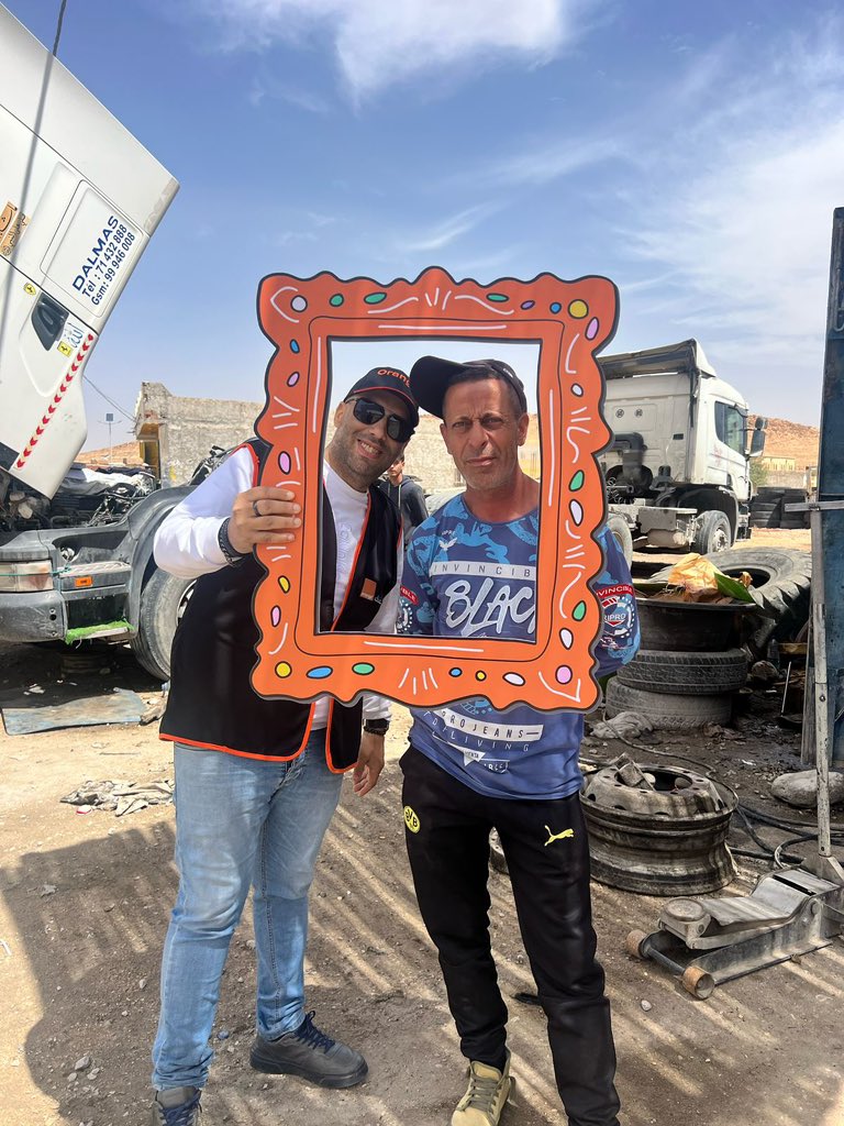 SoumayaBelkhir1's tweet photo. 2 ème édition « My Customer My Boss » pour Orange Tunisie spéciale sud tunisien. Une nouvelle fois partis à la rencontre de nos clients là où ils sont, sonder leurs avis afin de répondre à leurs attentes! 
@millet_thierry @MJammouci @selimabenamara 
#OrangeEstLa 
#ProudToBeOrange https://t.co/muG2OVj1ve