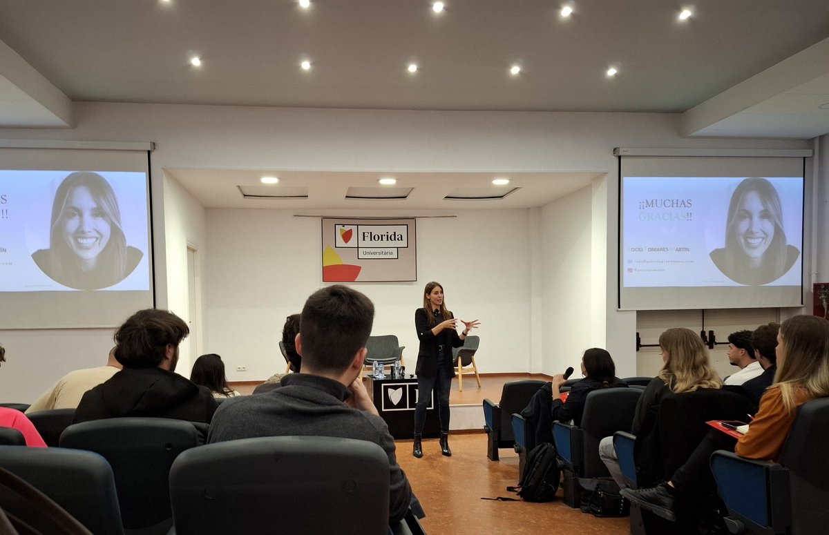 SauVasaris's tweet photo. Ha sido un placer volver 8 años después a las aulas dónde hice el Master.
2 días de formación y conociendo nuevas metodologías de la mano de grandes profesionales, como @PsicoPomares (foto).
Gracias @SportLab_DyR y a los que habéis hecho posible estas jornadas! https://t.co/L1M1b5vFRn