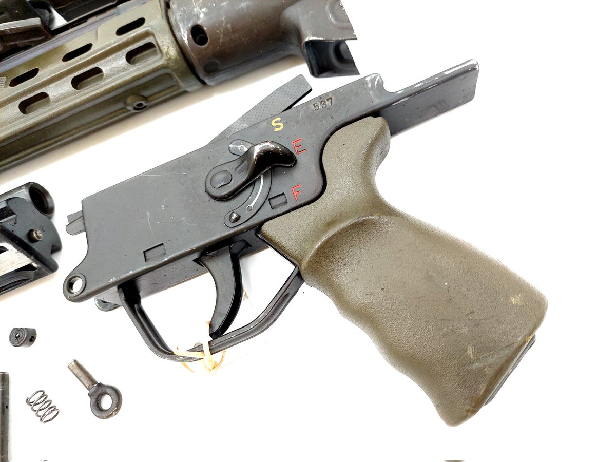 Armsofamerica1's tweet photo. Loving these Portuguese G3 Parts Kits! https://t.co/T00jT6vUEd