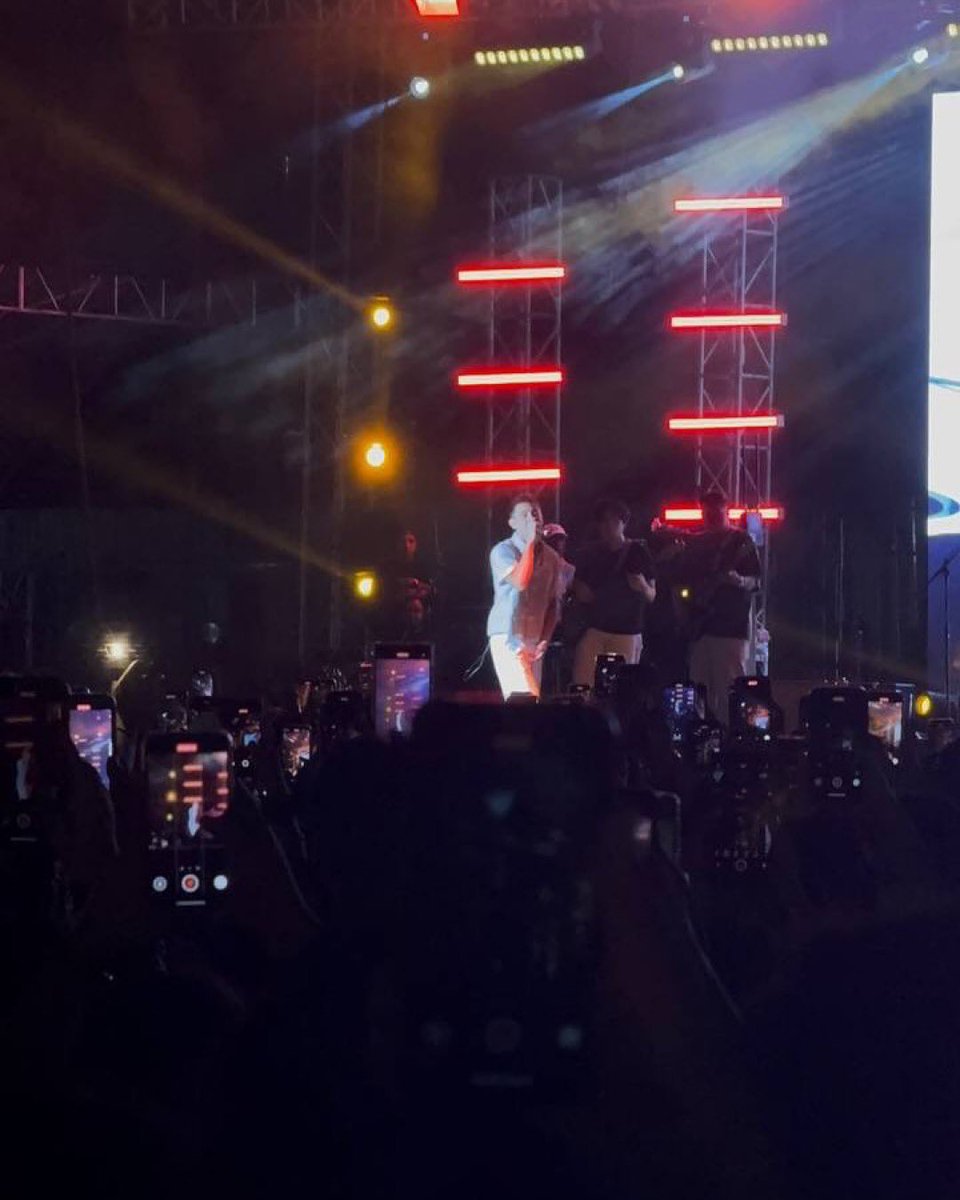 Prindet's tweet photo. IN PHOTOS | April 5, 2025 | UP Fair - Rev Music Festival 2025.

#JamesReid | James Reid | @tellemjaye 

#REV2025 #UPFairSaturday #UPFair #UPFair2025

©️reidersofficial https://t.co/23QeIIGulp