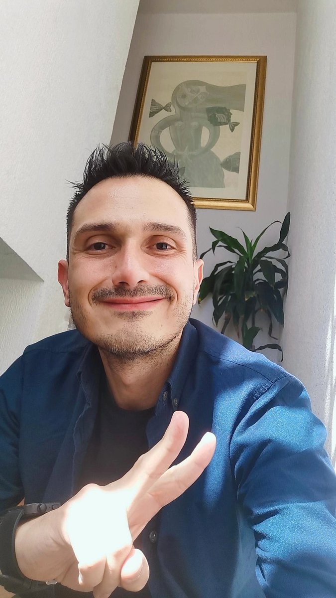 En el home office de semana santa.