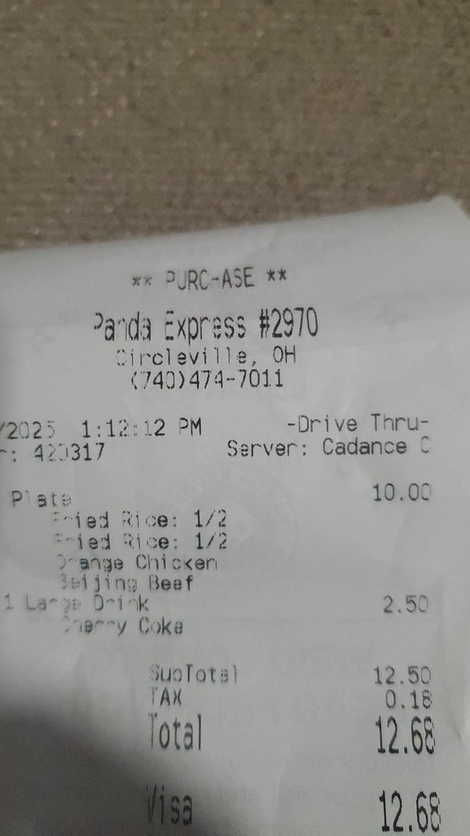 tpaudicz's tweet photo. @PandaExpress why do I keep going back to circleville ohio location? Horrible service. Slow service. Wrong food again.... and cherry coke is just carbonated water. https://t.co/Zw1IZZGZl3
