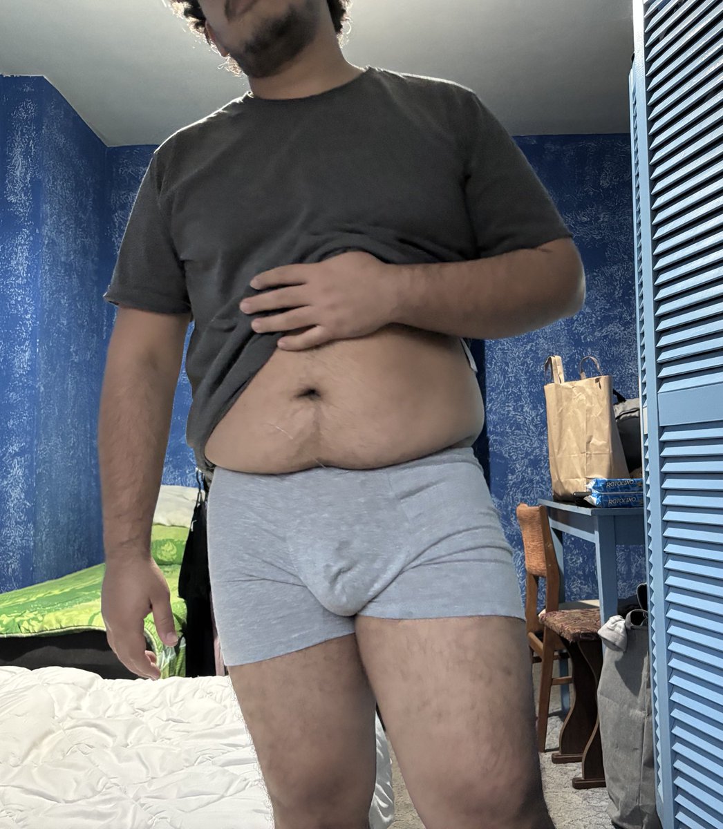 Maik_bquilla's tweet photo. #gordito #pocaropa #gay https://t.co/H3T0PyZ4P0