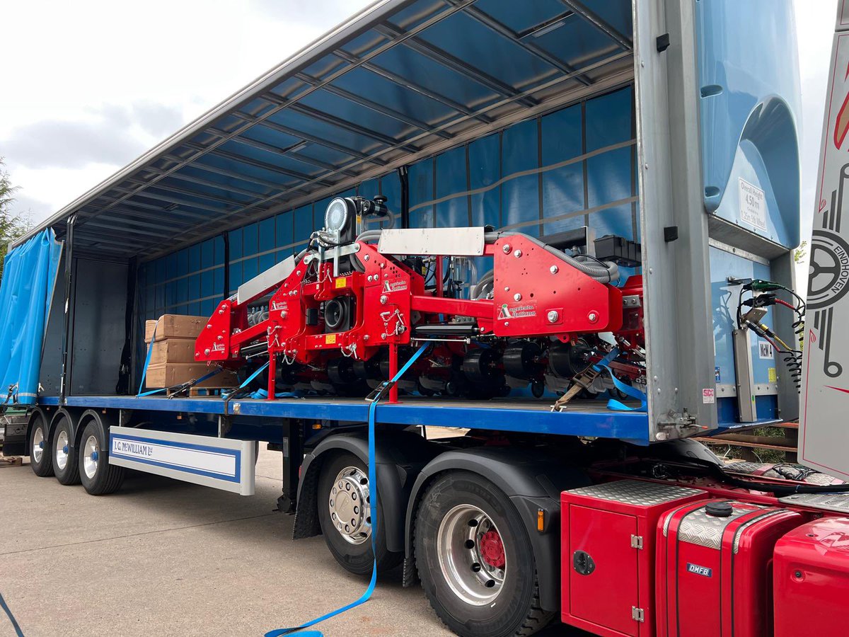 Triple bed Agricola on its way to Scotland 🏴󠁧󠁢󠁳󠁣󠁴󠁿 this afternoon.