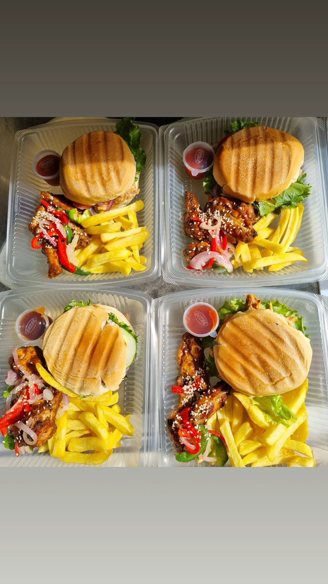 GrillBox_'s tweet photo. TAKING BURGER PLATTER ORDERS FOR FRIDAY(18th)

Burger Platter - N7800
Single burger - N4500

DM to reserve yours!!! https://t.co/KjvgbUpjUF