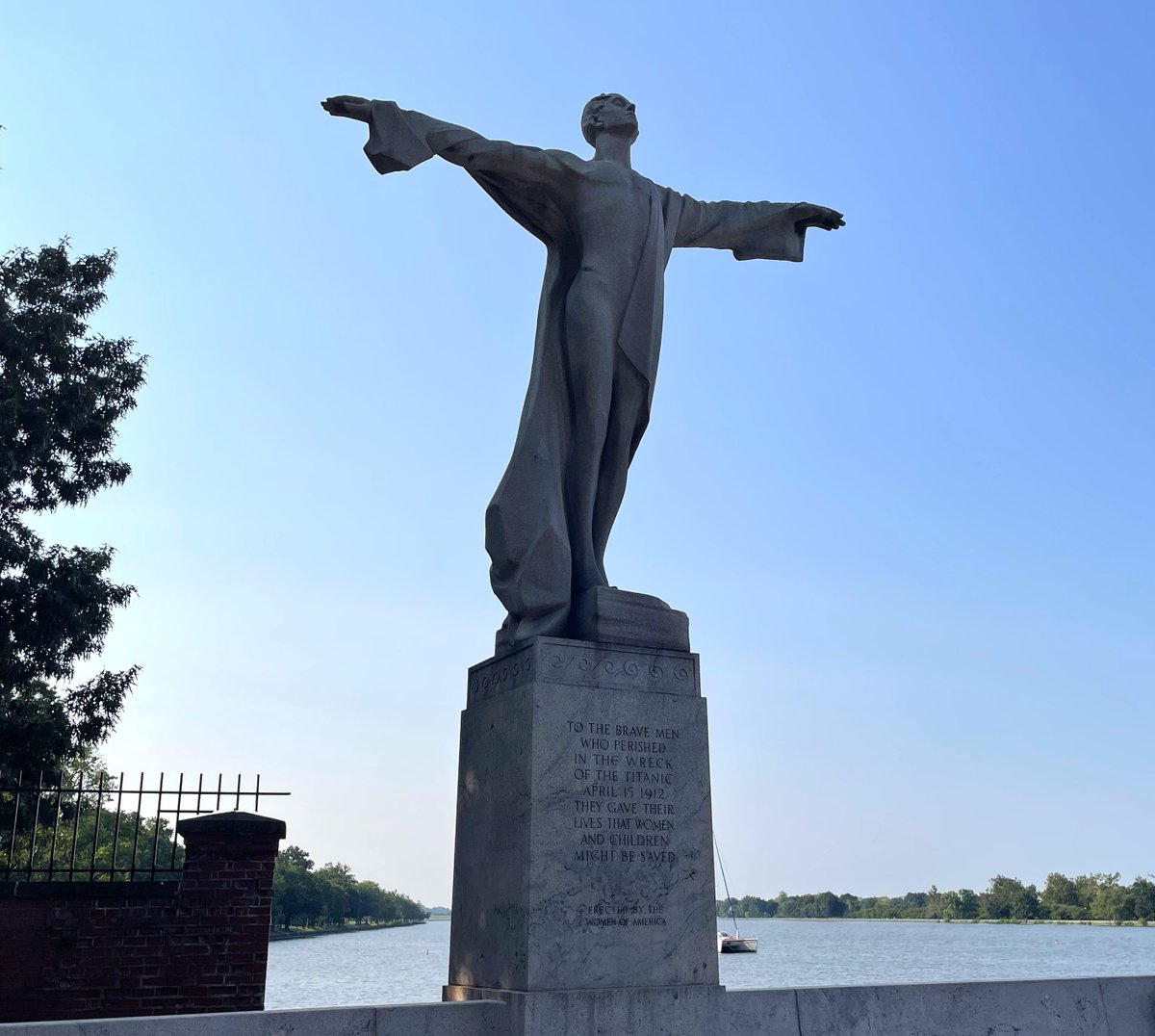 The RMS Titanic sank beneath the cold Atlantic waters #OTD in 1912.  The Titanic Memorial - designed by Gertrude Vanderbilt Whitney and now standing along the Washington Channel - is a tribute to the more than 1,500 passengers who perished.