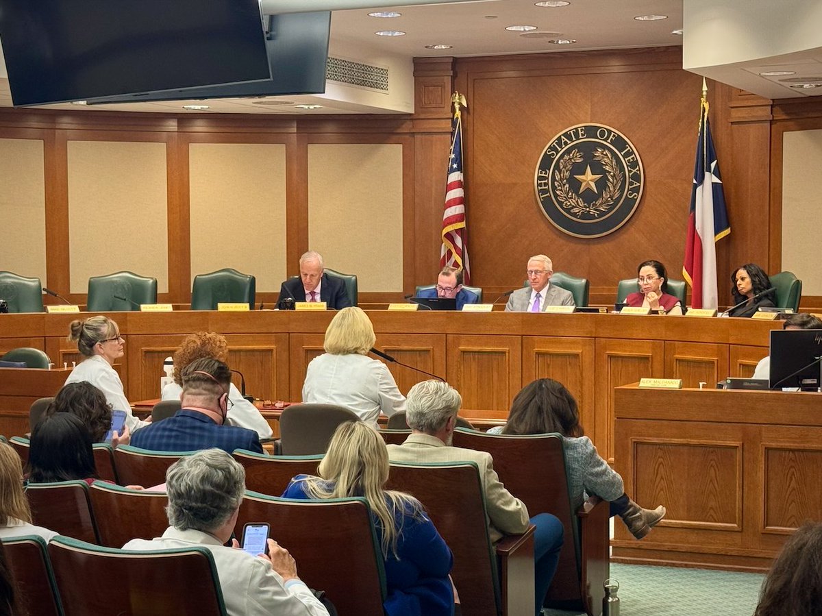 TNS members Dr. Kim Monday and Dr. Sara Austin joined a group of physicians and <a href="/texmed/">Texas Medical Association</a> yesterday to testify before the House Committee on Public Health. #texleg #TMAInAction