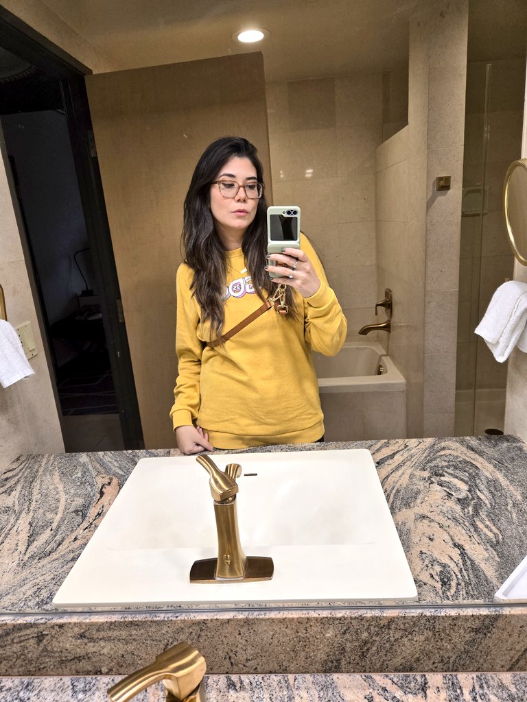 GameDevTina⚡ tweet media