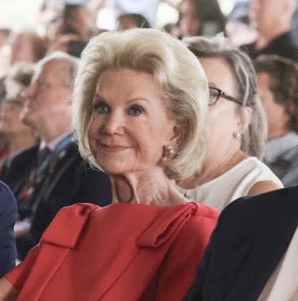 KenKt13's tweet image. Elaine Wynn passing marks end of an era. A Vegas mainstay her #CommunityInSchools has had a measurable impact on #GradRate in numerous districts. Her leadership of the SBE was stabilizing. Her arts advocacy is translating into a top shelf art museum

#RIP

thenevadaindependent.com/article/elaine…