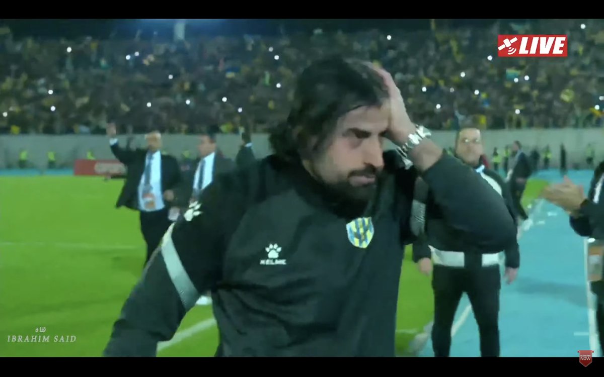 MagasinOffside's tweet photo. Svenske tränardoldisen Mesut Meral förde precis Duhok SC till titeln i Gulf Club Champions League (som förenklat kan likställas med Europa Conference League) 🏆

Duhok vann finalen med 2–1 mot kuwaitiska Al Qadsia. Svenske Peter Gwargis spelade fram till båda målen. https://t.co/SJlkIBwDjF