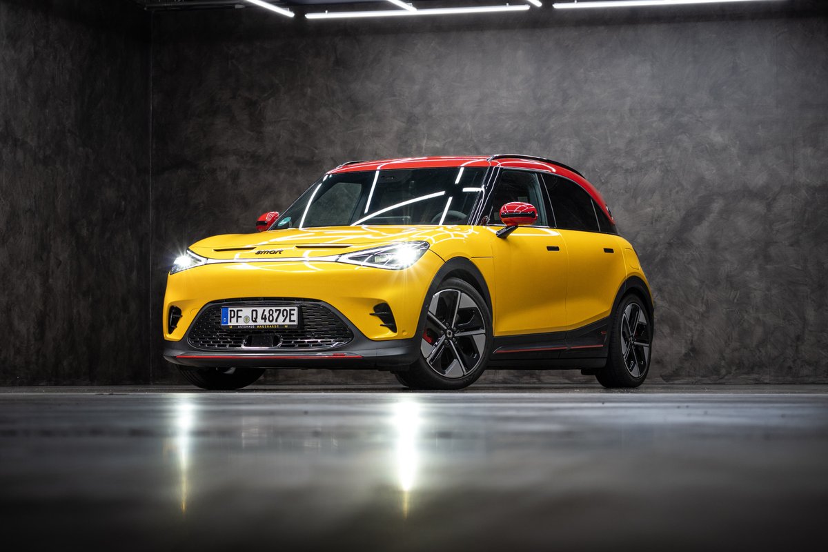 Mein smart BRABUS #1 nach 2 Jahren und 40.000 km

Jetzt ist mein gelber smart BRABUS #1 auch schon 2 Jahre alt und ich habe ihn nun über 40.000 km gefahren. Nach den ersten 2 Wochen war ich begeistert und hatte kaum Dinge zu beanstanden. Hat sich das auch über 2 Jahre so gehalten