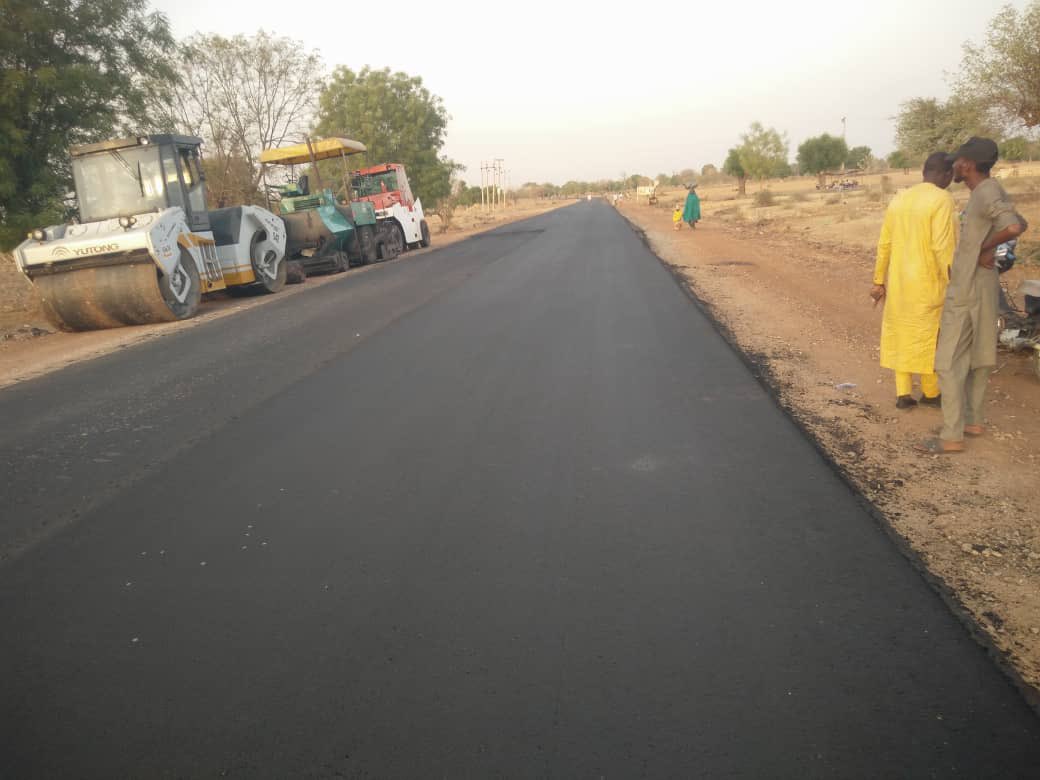 ibrahimado__'s tweet image. Rural Development: Ongoing construction of a 70km road from Madobi to Yako to Kwanar Dangora by Gov. Abba K. Yusuf. 

#AbbaIsWorking.