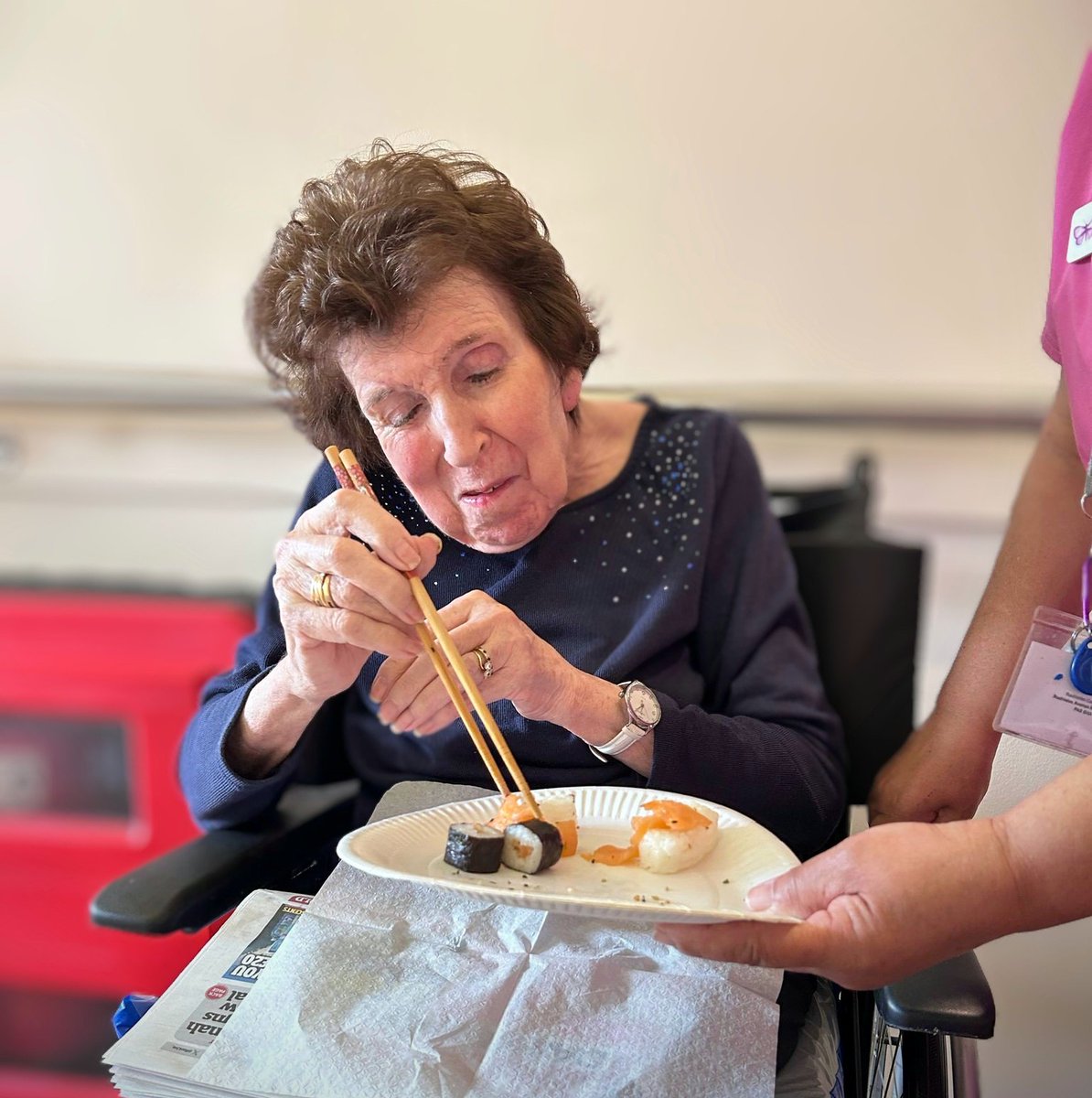 rashielee's tweet image. Today we carried on our exploration of #japan by having a #chopstickchallenge , sampling #sushi and sweet treats along the way 🥢🍣🇯🇵