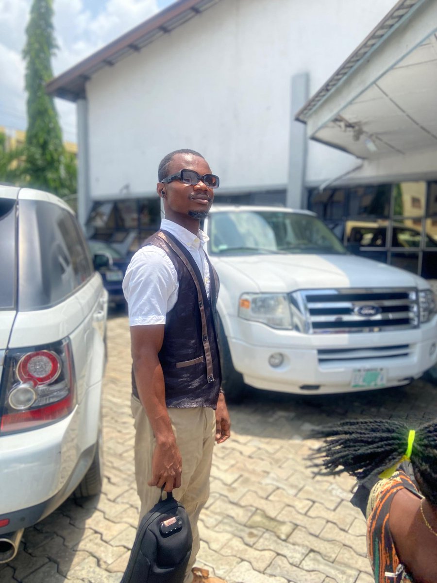 desalesLimited's tweet photo. Happy birthday CEO @desalesLimited
#desaleslimited
#iamjaphetaniekan
#transformingvisionintoreality https://t.co/wbOIQOLuxe