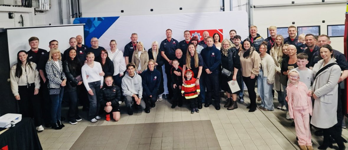 Another night, another recognition for our amazing #OnCall Staff and their families ❤️ #community making a difference together 👨‍🚒

m.facebook.com/story.php?stor…