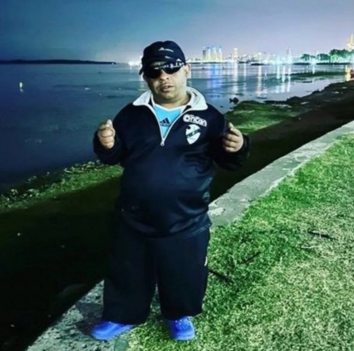 nada m hace sentir tan indio como cuando me dicen q no me entendieron nada d lo q dije jajaja igual ni cabida q culpa tengo yo q no hablen el lenguaje real ustedes