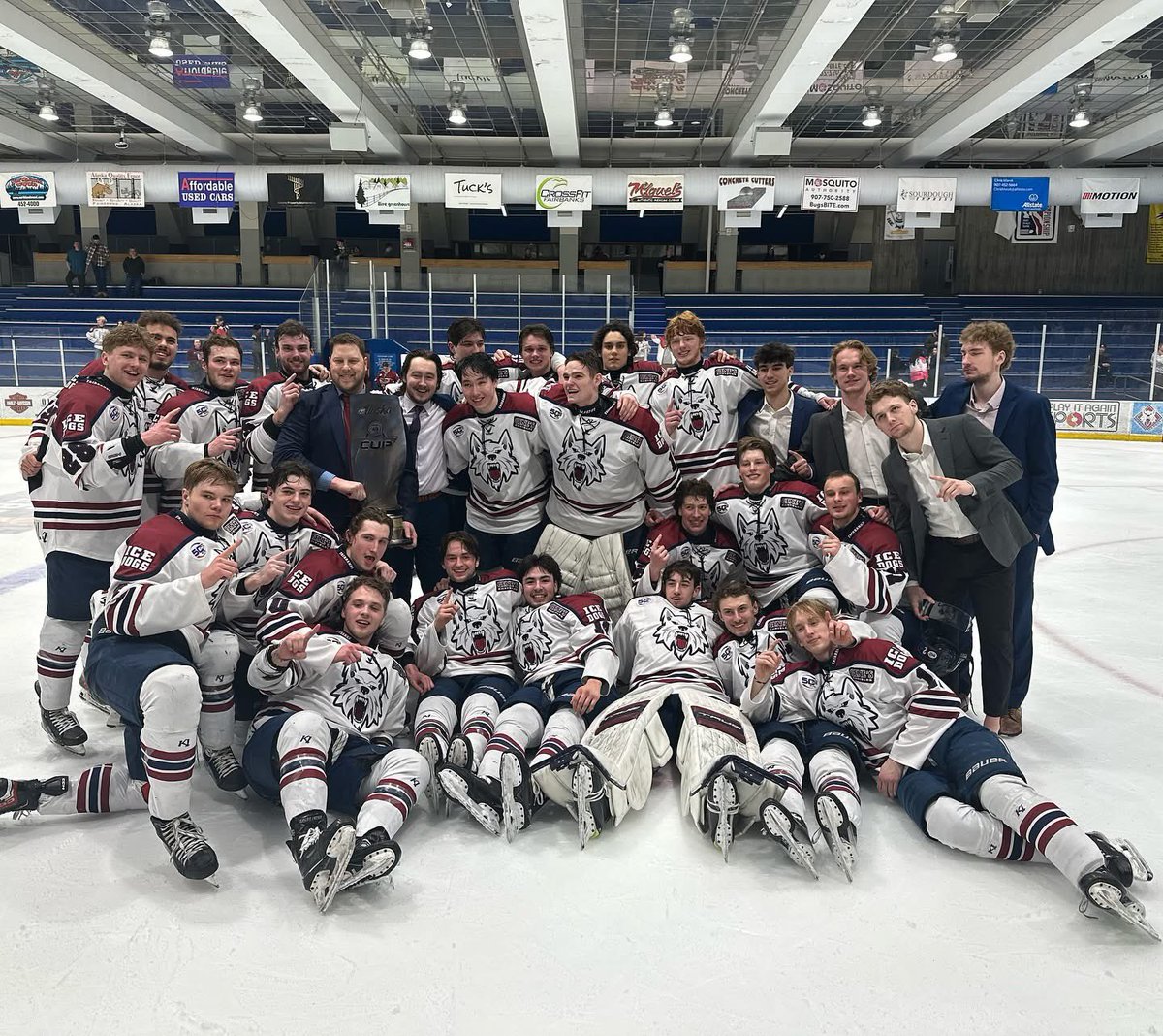 Tperell32's tweet photo. Awesome time in Fairbanks to support my brother on family weekend. To top it off, they won the Alaskan Cup! 
Looking forward to watching these great kids in playoffs! https://t.co/cYsiB0KnLa