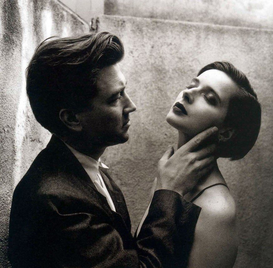 TheCinesthetic's tweet photo. David Lynch and Isabella Rossellini photographed by Helmut Newton (1988) https://t.co/MCvLyDbN7x