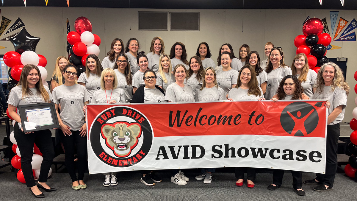 Ruby Drive Elementary welcomed 80 educators for an <a href="/AVID4College/">AVID</a> Showcase and was honored as one of the top 45 #AVID schools nationwide! 🎉📚👏 #PYLUSD 

🔗 Story at goodnews.pylusd.org/?p=32507