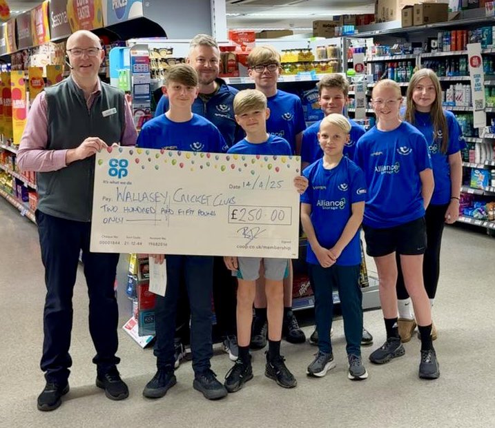 Community donation of £250 from Wallasey’s Co Op to Wallasey Cricket Club’s Junior Team to buy new training equipment.
<a href="/WallaseyCC/">📯 Wallasey Cricket Club 📯</a> 
<a href="/coopuk/">Co-op</a> 
<a href="/jeanie_hughes/">Jean McCormick</a> 
<a href="/ianhall_92588/">Ian Hall</a>