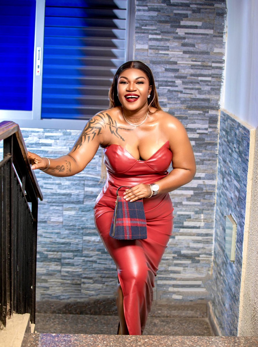 Masterqueen_1 tweet media