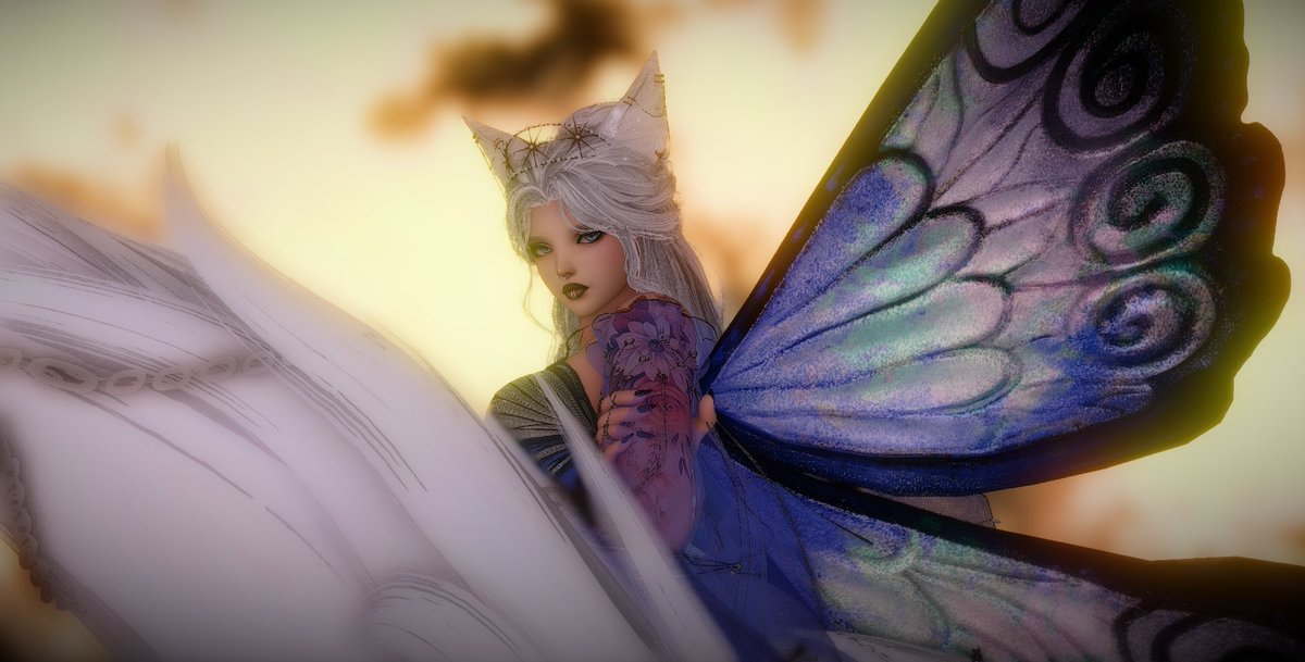 XaislinFFXIV's tweet photo. #FFXIVSelfie #ffxivgposers #ffxivgpose #miqote #Queen #faerie 

Kings and Queens gpose competition submissions at Club Blink. I chose to go as a faerie queen. https://t.co/H7Rf4AnaI2