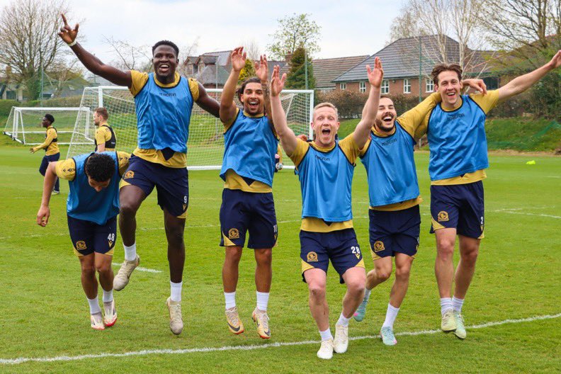 BRFC1875_ tweet media