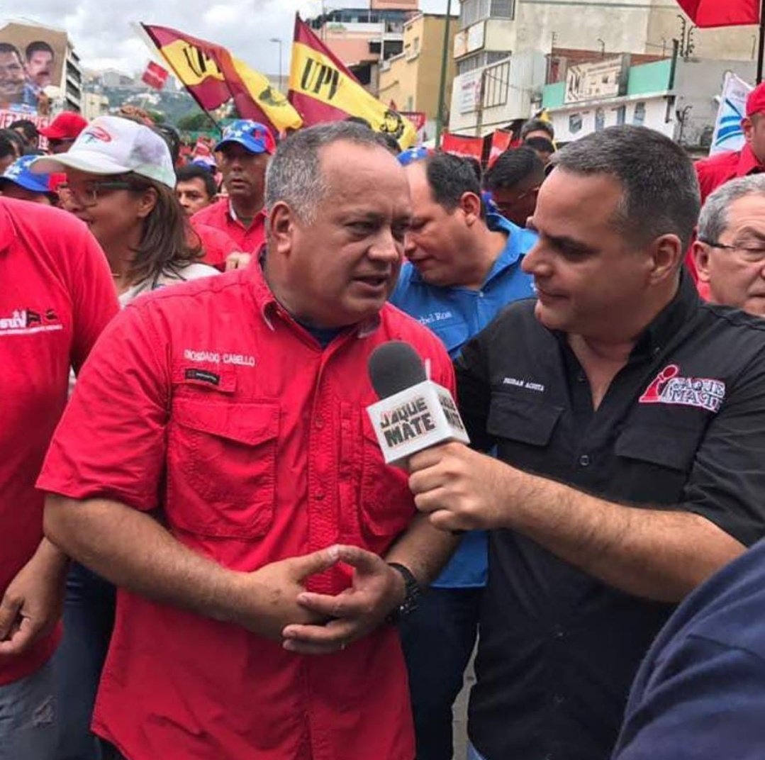 JAQUE MATE y "Comando Hugo Chávez" presentes y siempre consecuentes, hoy saludan con agrado al Capitán de capitanes <a href="/dcabellor/">Diosdado Cabello R</a> en esta nueva vuelta al sol.

#FelizCumpleañosDiosdado