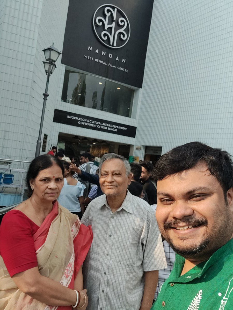 electronocsnil's tweet photo. পয়লা বৈশাখ ১৪৩২ @ Nandan for #KillBill_Society was a surreal experience. 

I am very keen to watch what Kaushani Mukhopadhyay does next! 

Parambrata Chattopadhyay delivers another stellar performance after #Samantaral .

@srijitspeaketh ,  Ek je achhe Raja  😊 https://t.co/DuNQZjdaGK