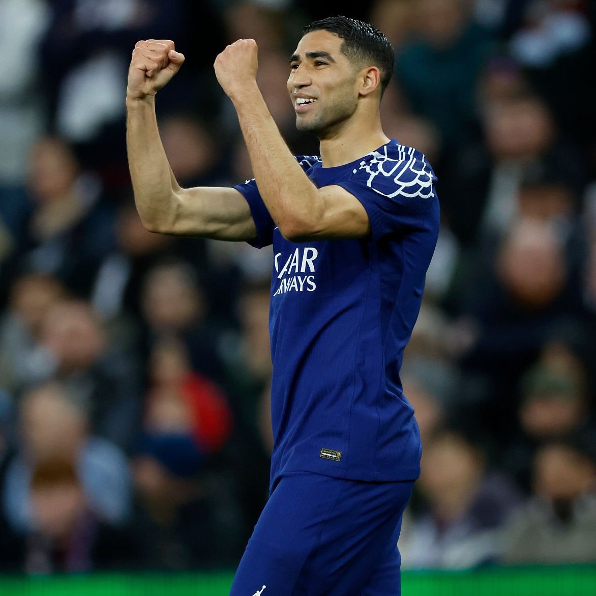 SofascoreINT's tweet image. 🇲🇦 | Leading the way!
Defenders with most goal involvements in the #UCL this season:
🥇 7 – Achraf Hakimi 🆕
🥈 6 – Marcos Llorente
🥉 4 – Nuno Mendes
PSG's star full-back scores an important goal at Villa Park! ⚽️
#AVLPSG