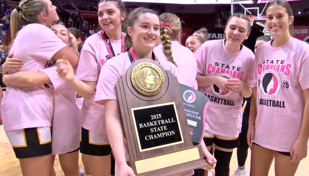 KCAU 9 SportsZone (@sportszonekcau9) on Twitter photo PLAYER OF THE YEAR NOMINEE!
After helping lead <a href="/HintonGirlsBB/">Hinton Girls Basketball 🏀</a> to the program's first ever <a href="/IGHSAU/">IGHSAU</a> tournament title in an undefeated season, Hinton's <a href="/doeschot_sydney/">Sydney Doeschot</a> is our final Girls Basketball Player of the Year nominee!
WATCH HERE 🏀⬇️
siouxlandproud.com/sports/sportsz… PLAYER OF THE YEAR NOMINEE!
After helping lead <a href="/HintonGirlsBB/">Hinton Girls Basketball 🏀</a> to the program's first ever <a href="/IGHSAU/">IGHSAU</a> tournament title in an undefeated season, Hinton's <a href="/doeschot_sydney/">Sydney Doeschot</a> is our final Girls Basketball Player of the Year nominee!
WATCH HERE 🏀⬇️
siouxlandproud.com/sports/sportsz…