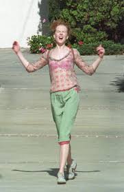 salí de pilates  marido me avisa que bebito sigue dormido así que tendré que irme a un bar a merendar sola en silencio