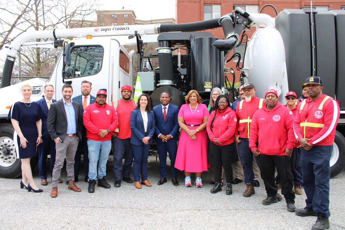 NYS Environmental Facilities Corporation (@nysefc) on Twitter photo 3 years of progress in Mt Vernon, & EFC isn’t going anywhere! <a href="/GovKathyHochul/">Governor Kathy Hochul</a>’s $150M plan to address the city's longstanding water infrastructure challenges is transformational. We’re celebrating huge project milestones today w/ <a href="/MayorSPH/">Mayor Shawyn Patterson-Howard</a> <a href="/NYSDEC/">New York State Dept. of Environmental Conservation</a> <a href="/HealthNYGov/">NYSDOH</a> <a href="/NYSHCR/">NYS HCR</a> 3 years of progress in Mt Vernon, & EFC isn’t going anywhere! <a href="/GovKathyHochul/">Governor Kathy Hochul</a>’s $150M plan to address the city's longstanding water infrastructure challenges is transformational. We’re celebrating huge project milestones today w/ <a href="/MayorSPH/">Mayor Shawyn Patterson-Howard</a> <a href="/NYSDEC/">New York State Dept. of Environmental Conservation</a> <a href="/HealthNYGov/">NYSDOH</a> <a href="/NYSHCR/">NYS HCR</a>