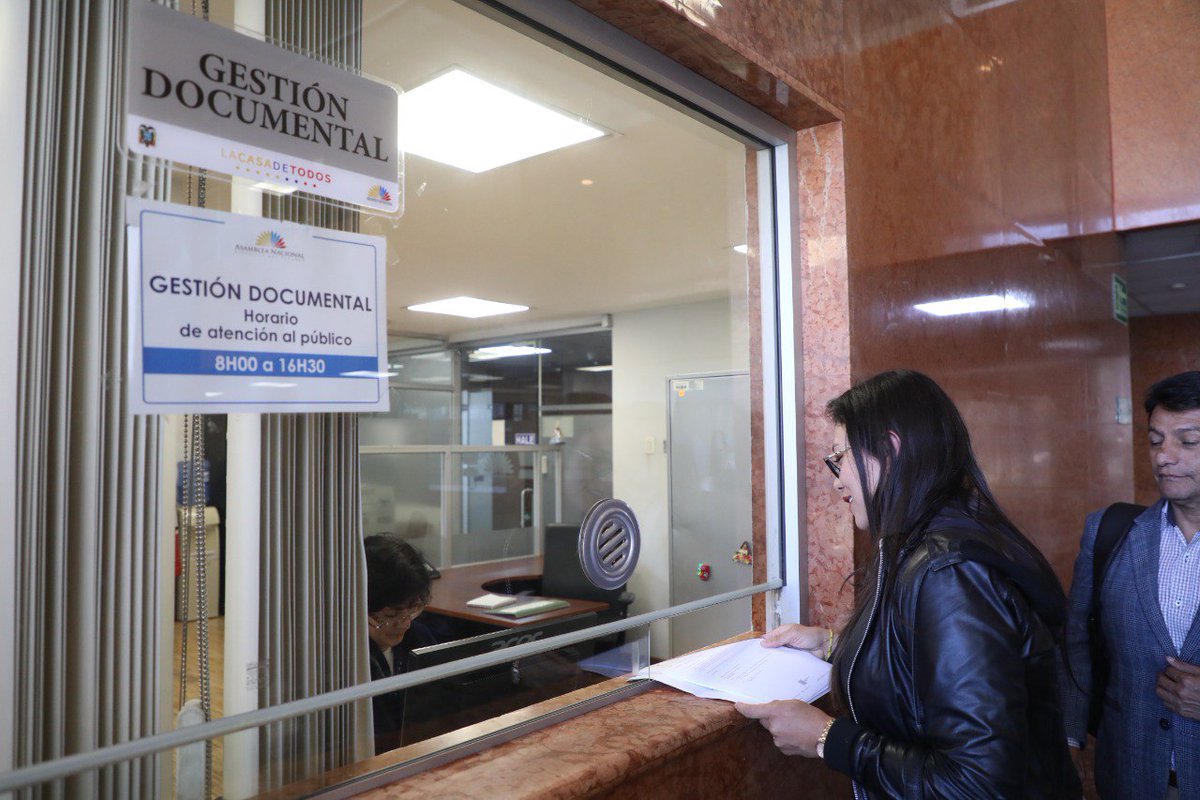 #JuntosLegislamos
En gestión documental, la asambleísta <a href="/CarlaCruzEC/">Carla Cruz Zambrano</a>, representante por América Latina, El Caribe y África, presentó el proyecto de Ley Orgánica para la Defensa Profesional del Contador. Boletín ➡️
asambleanacional.gob.ec/es/noticia/105…