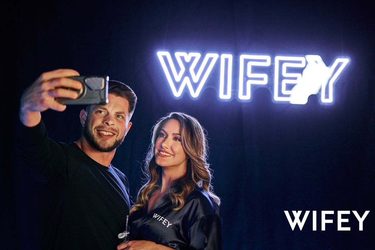 Just two lovers stepping into something a little wild… and a whole lot real. This was the start of something unforgettable 🤩 <a href="/wifeyupdates/">WIFEY</a> <a href="/DeanDarkholer/">Dean Darkholer</a>
#Hotwife #RealCouples #WIFEY