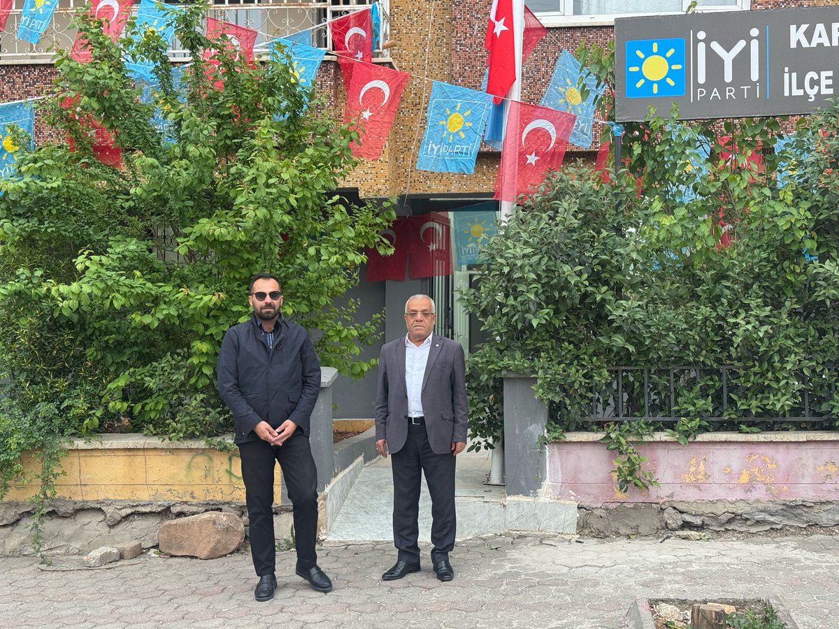ŞANLIURFA KARAKÖPRU İLÇE BAŞKANI SAYIN SÜLEYMAN GUNEŞ VE BAŞKAN YARDIMCİSİ İSMAİL SEYDANLI  BİZ İYİ PARTİLİYİZ İYİ PARTİ TURKİYEMİZ  MİLETİMİZ İÇİN SAYIN GENEL BAŞKANIMIZ  MÜSAVAT DERVİŞOĞLU VE MİLET VEKİLİMİZ AHMET EŞREFFAKIBABA ALLAH YARDIMCIMIZ OLSUN İNŞALLAH TURKİYE DEYİŞECEK