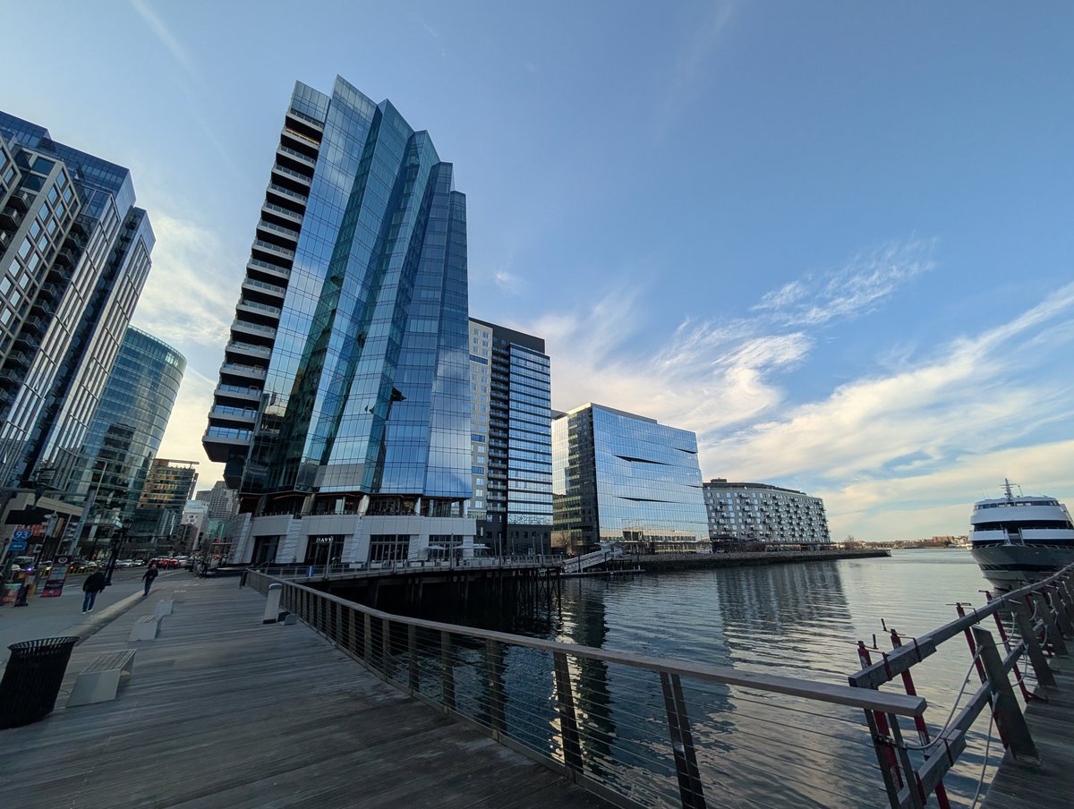 Had a great experience in Boston over the past few days, learning from a group of exceptional individuals as we discussed and explored Character Education.

Huge thx to the University of Birmingham and <a href="/JubileeCentre1/">Jubilee Centre</a> for inviting insightful presenters, as well as to the Kern