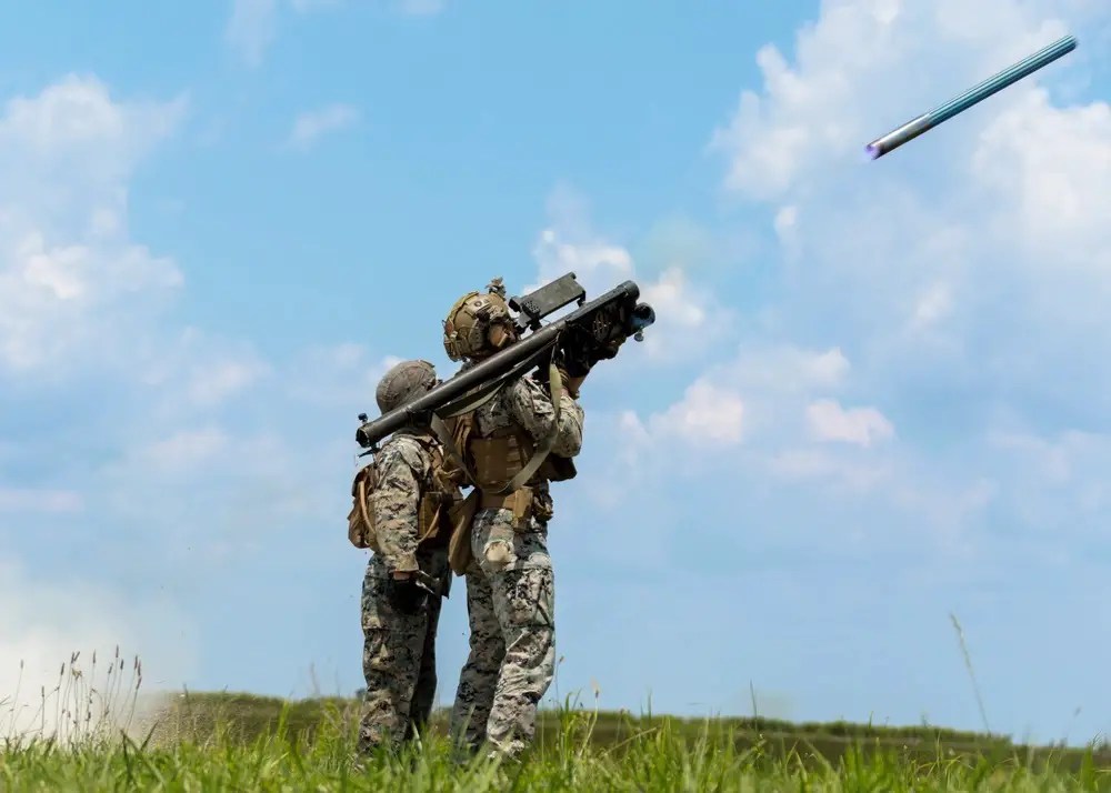 القوات المسلحة الملكية تقتني 600 صاروخ مضاد للطائرات نوع FIM-92K Stinger Block I Missiles، بنحو 825 مليون دولار.