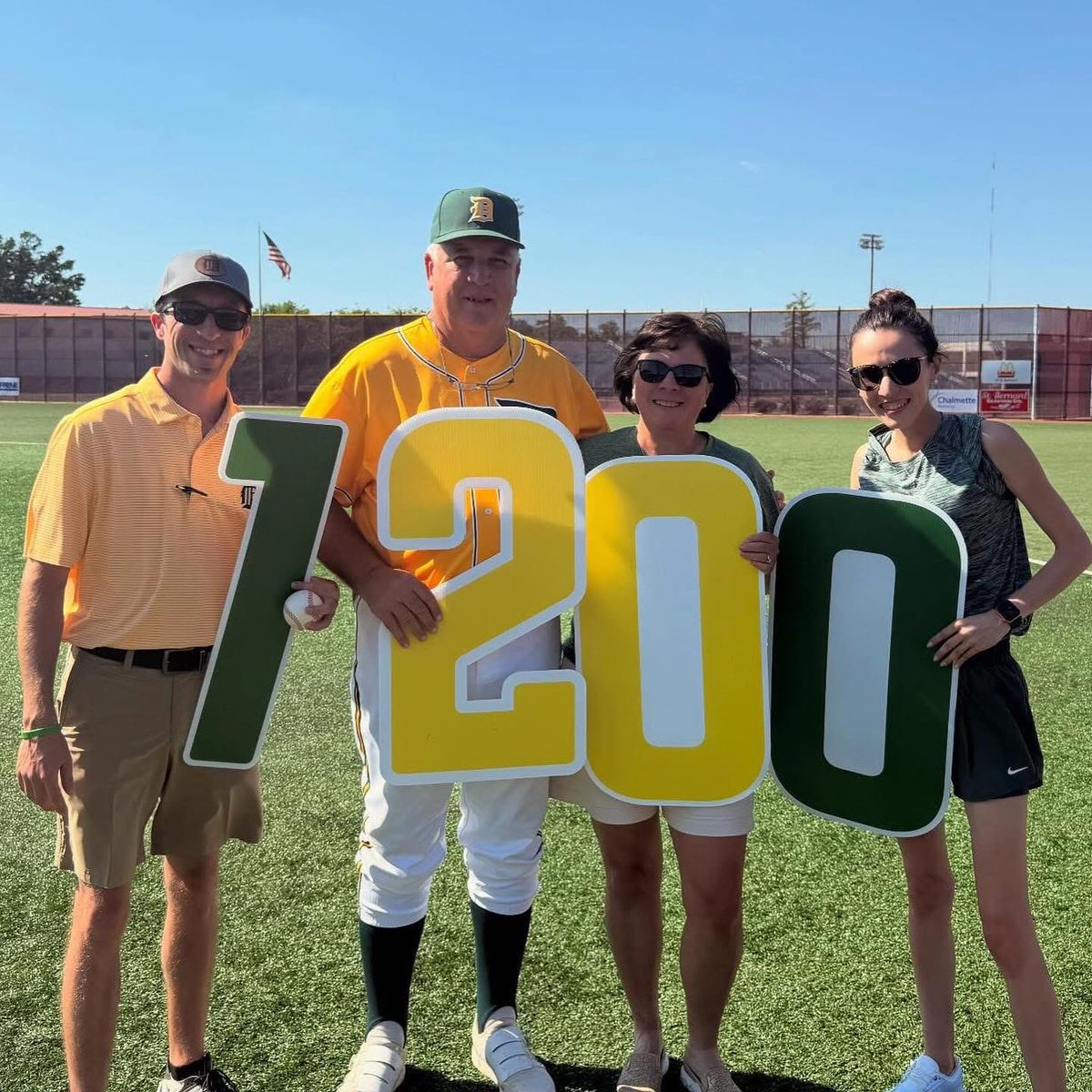 LaSportsHall's tweet image. 1,200 wins on his late father’s birthday—what a full-circle moment for 2025 LSHOF inductee Joe Scheuermann. 💫 He’s led the Delgado program his father, Rags, started over 50 years ago. Celebrate his legacy this June! 🎟️ lasportshall.com 

#LSHOF #delgadobaseball
