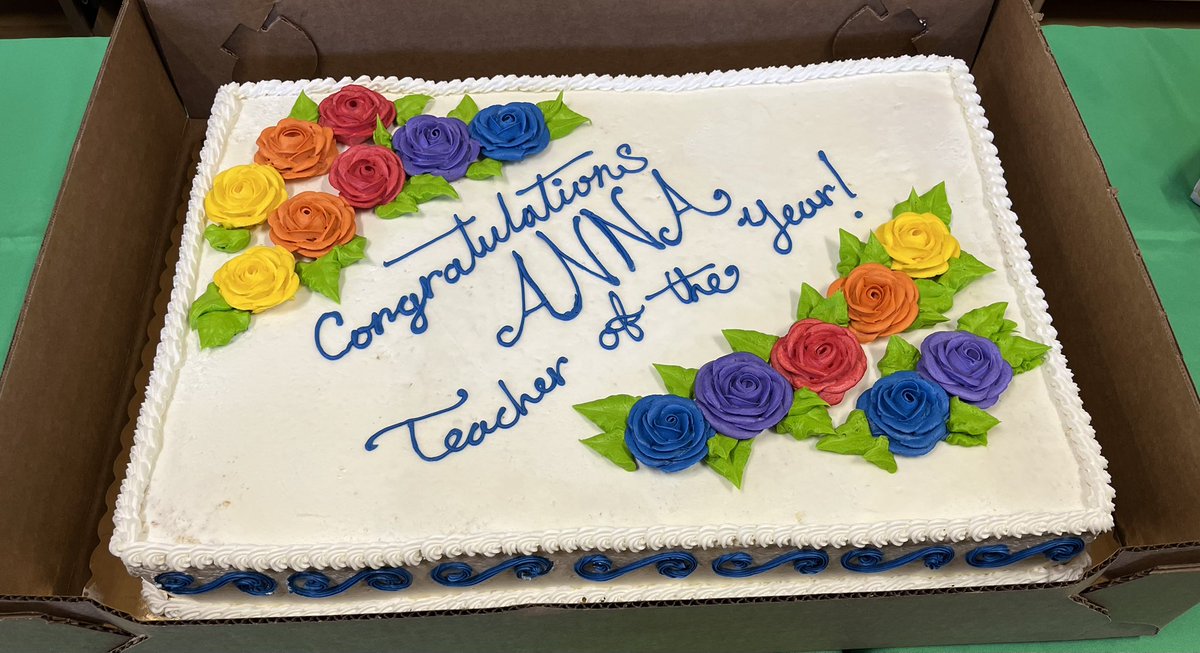 We were thrilled to celebrate the 2024-2025 LRHS Teacher of the Year and WCPSS TOY Semifinalist, Mrs. Anna Hardy, at our staff meeting! Congratulations on these well-deserved awards, and thank you for all you do for your students and school community every day! 🎉💚💙