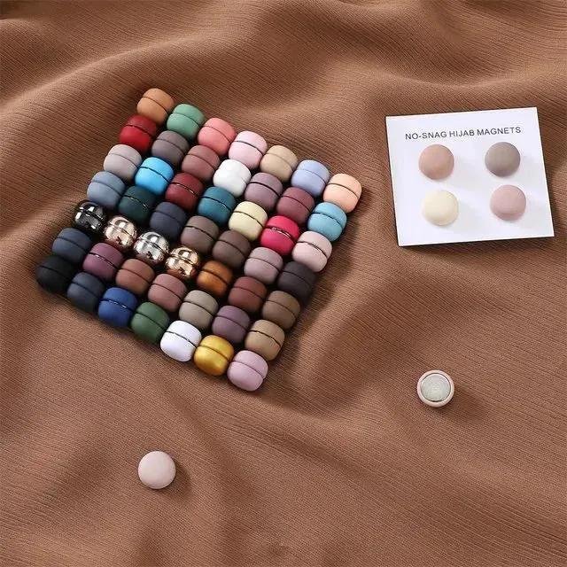 HassyCollectns's tweet image. Our No Snag magnetic pins are designed to securely hold together any fabric of your choice without pins or knots, allowing you to throw together any hijab style.
Price:2,500 naira for one each.
Contour:Circle only.
Location:Abuja
Send a dm or click link in bio to place order