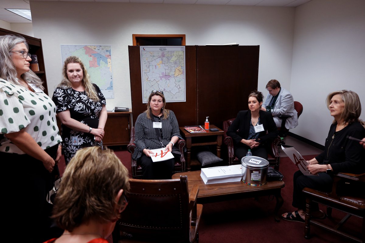 Today, Katy ISD Trustees, parents and community members traveled to the Texas Capitol, walking the same halls where decisions are made that shape the future of our schools and neighborhoods.
Learn more: ow.ly/Ry8O50VB7Gz #KatyISDEdLeg