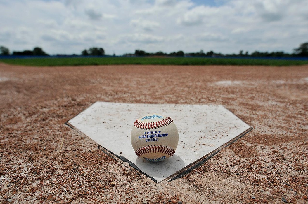SUNY Niagara Thunderwolves (@ncthunderwolves) on Twitter photo BSB FINAL: No. 2 SUNY Niagara 18, Corning CC 1 (5 inn.)
Morgan Shanaman (3-0) 4IP, 3K
Dalton Harper 4-4, 2 2B, 3B, 3RBI, 3R
Nigel Sebastianelli 3-3, 2 2B, 3RBI, 2R
Adrian Salas HR, 3RBI
32-0 Ovr
14-0 Reg III
<a href="/NCThunderwolves/">SUNY Niagara Thunderwolves</a>
<a href="/SUNYNiagara/">SUNY Niagara</a>
<a href="/NiagaraTwolves/">SUNY NIAGARA BASEBALL</a>
<a href="/NJCAAReg3/">NJCAA REGION 3</a>
<a href="/GNN_Sports_/">Greater Niagara Sports</a> BSB FINAL: No. 2 SUNY Niagara 18, Corning CC 1 (5 inn.)
Morgan Shanaman (3-0) 4IP, 3K
Dalton Harper 4-4, 2 2B, 3B, 3RBI, 3R
Nigel Sebastianelli 3-3, 2 2B, 3RBI, 2R
Adrian Salas HR, 3RBI
32-0 Ovr
14-0 Reg III
<a href="/NCThunderwolves/">SUNY Niagara Thunderwolves</a>
<a href="/SUNYNiagara/">SUNY Niagara</a>
<a href="/NiagaraTwolves/">SUNY NIAGARA BASEBALL</a>
<a href="/NJCAAReg3/">NJCAA REGION 3</a>
<a href="/GNN_Sports_/">Greater Niagara Sports</a>