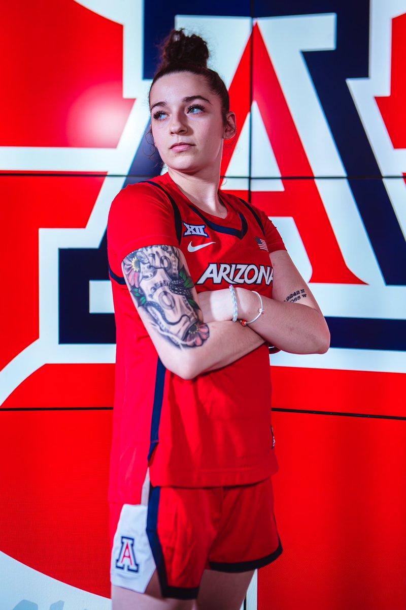 Mickyperdue10's tweet image. BEAR DOWN 🐻❤️ #committed