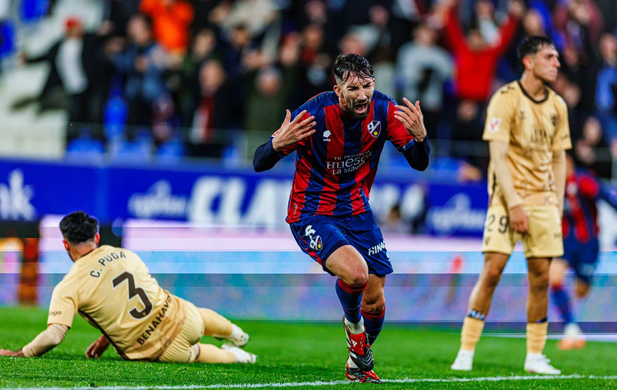 14Perez14's tweet photo. Otra noche mágica en el Alcoraz!!
Gracias por el apoyo!! A por más.💙❤️

#LALIGAHighlights https://t.co/mbrtjyuTf1