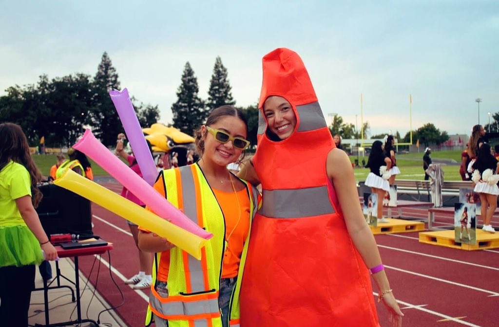 CGProgram's tweet photo. Fall 2025 @UCSanDiego students daughter and close friend. My sources confirm they will not be majoring in Traffic Pattern Management. #FutureTritons
photo: https://t.co/InqK5aAjXN https://t.co/YvmBccr0oF